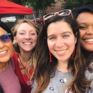 Meet your Posher, Abigail